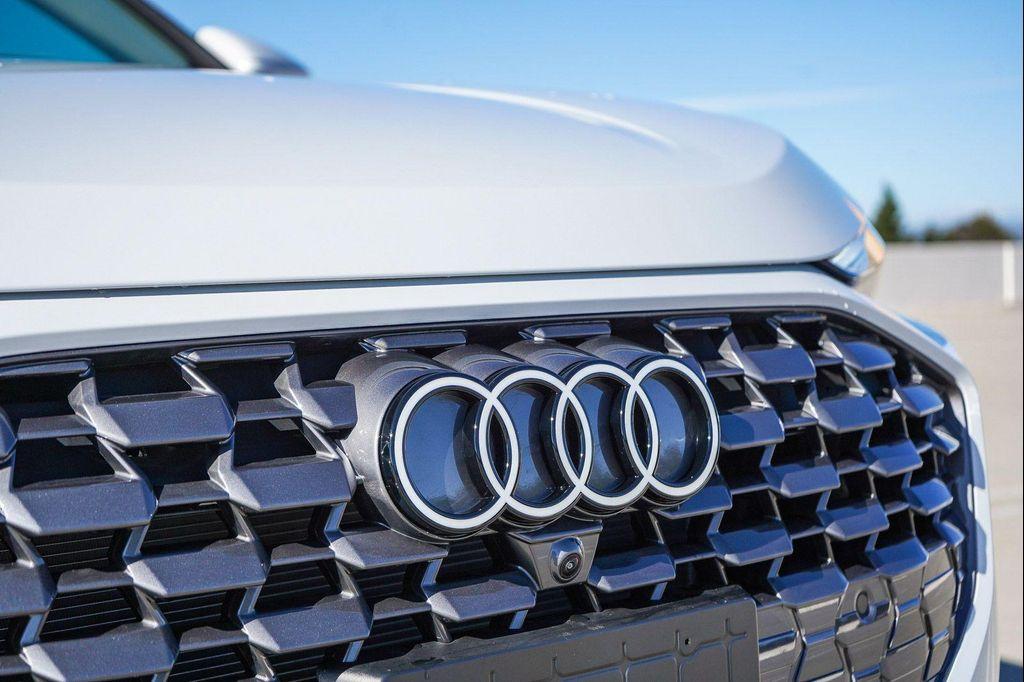 new 2025 Audi Q5 car, priced at $59,155