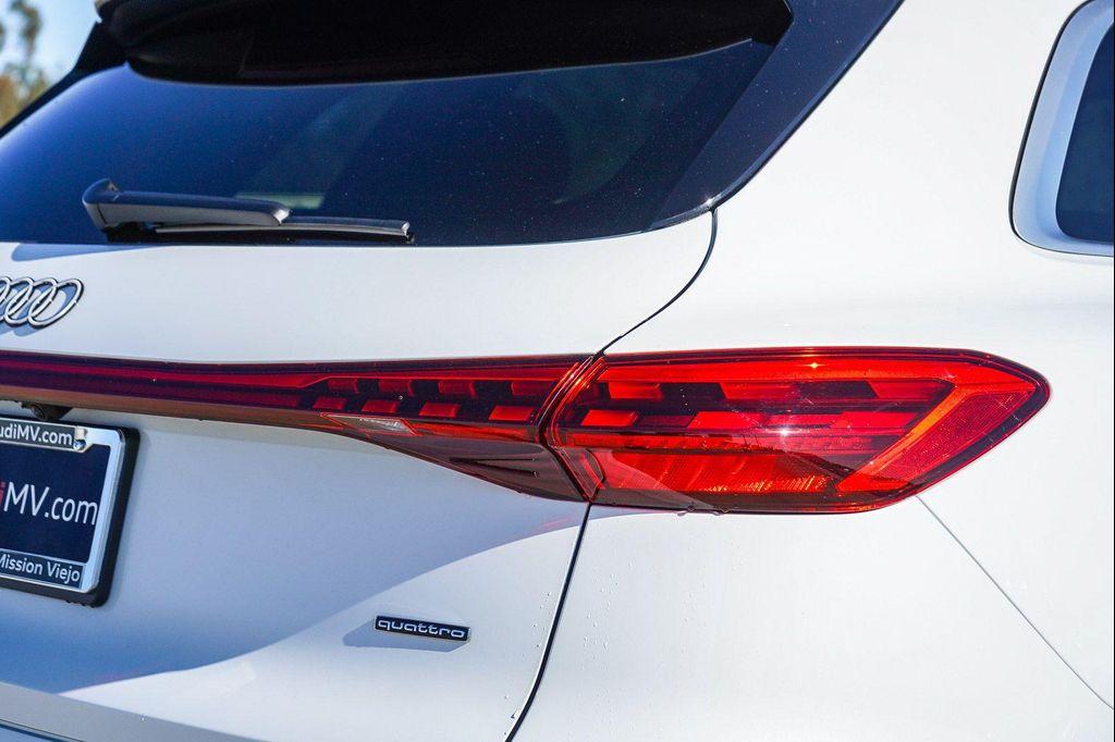 new 2025 Audi Q5 car, priced at $59,155