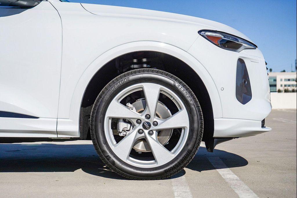new 2025 Audi Q5 car, priced at $59,155