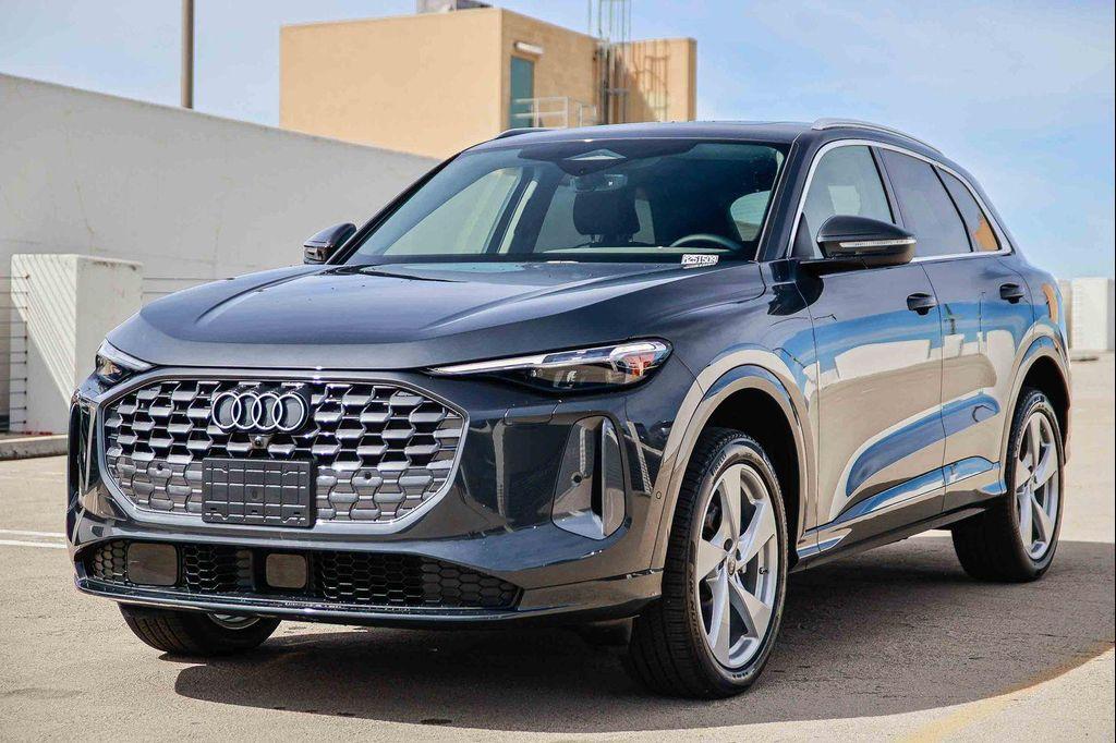 new 2025 Audi Q5 car, priced at $59,625