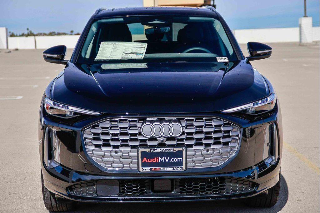 new 2025 Audi Q5 car, priced at $58,605