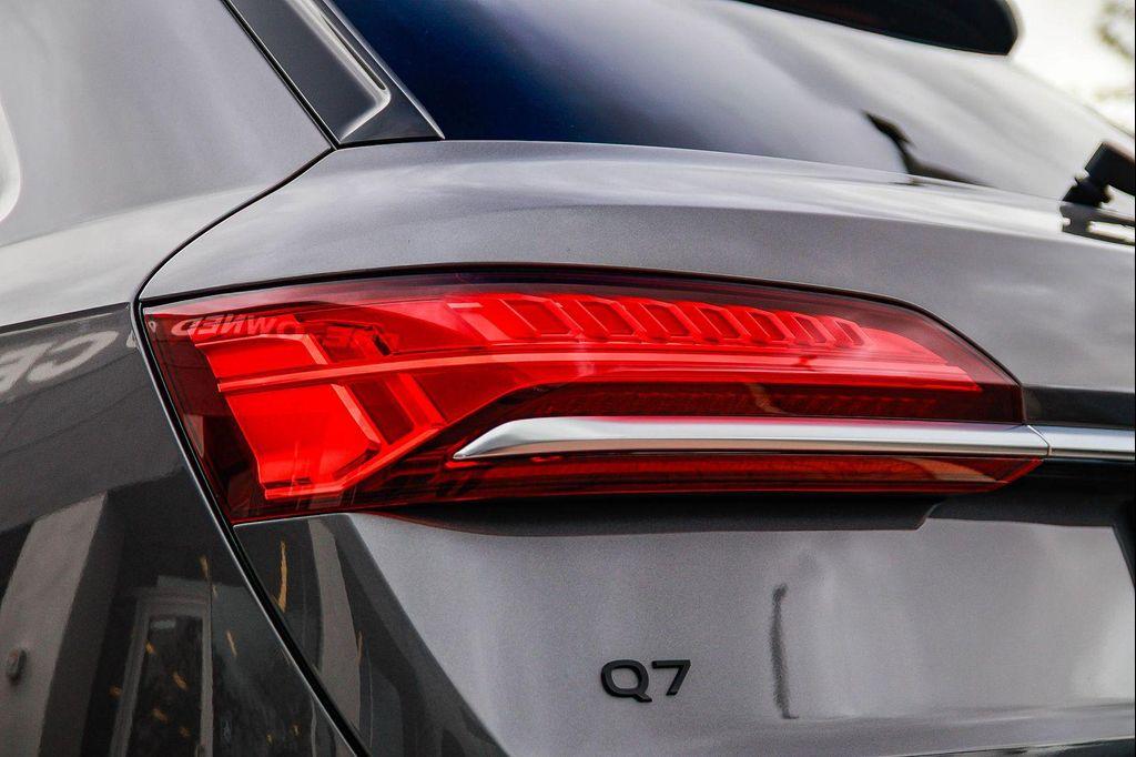 used 2025 Audi Q7 car, priced at $54,988
