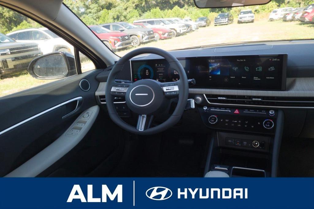 new 2026 Hyundai Sonata Hybrid car, priced at $34,305
