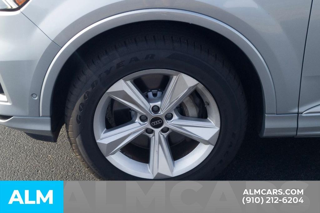 used 2024 Audi Q7 car, priced at $31,920