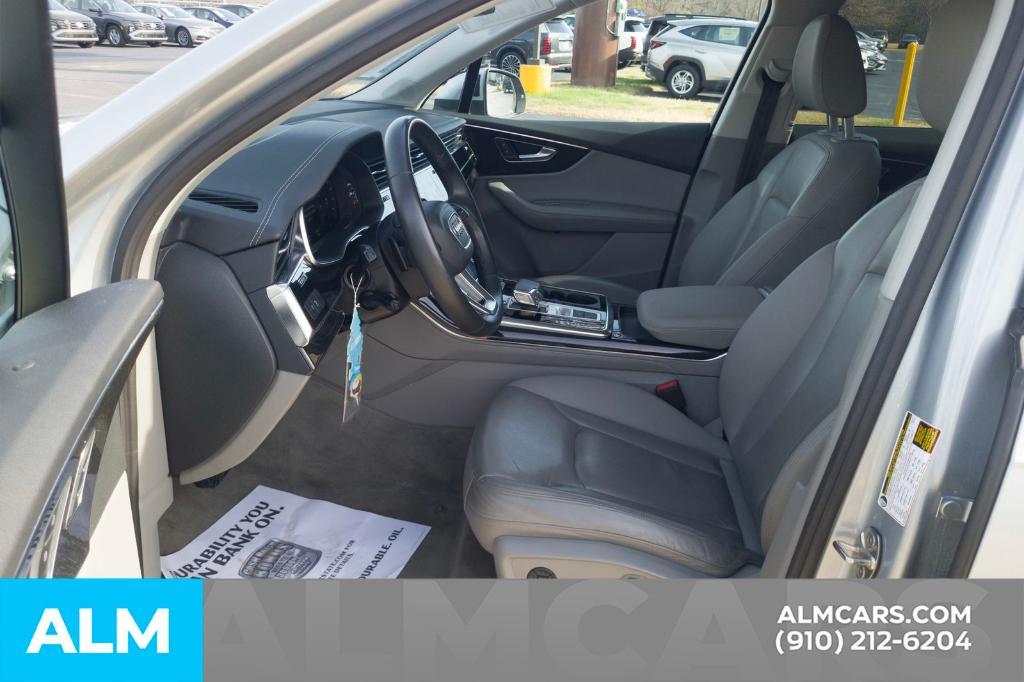 used 2024 Audi Q7 car, priced at $31,920