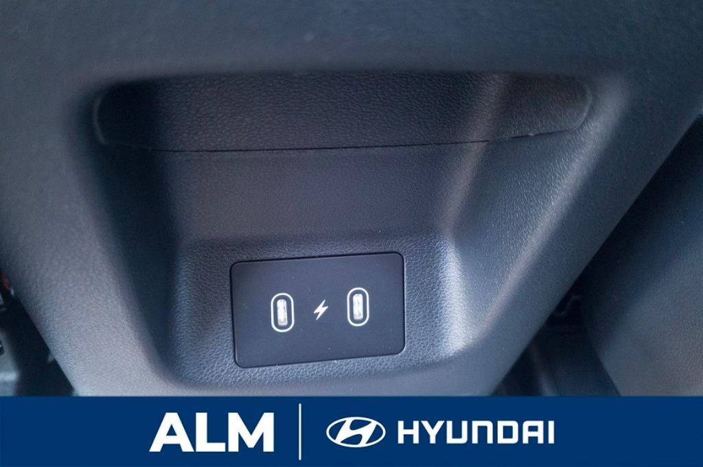 new 2026 Hyundai TUCSON Hybrid car, priced at $45,070