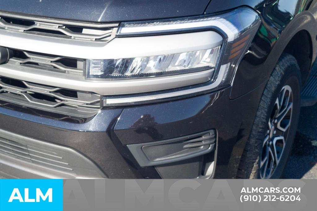 used 2024 Ford Expedition car, priced at $40,920