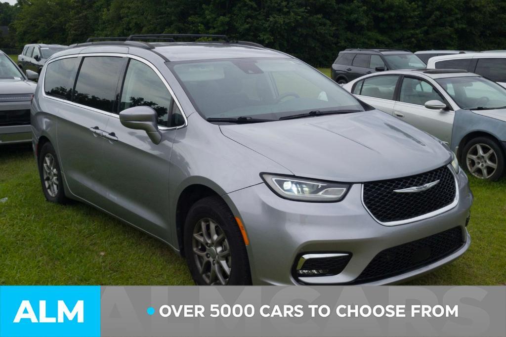 used 2021 Chrysler Pacifica car, priced at $18,164
