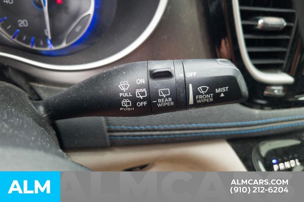 used 2021 Chrysler Pacifica car, priced at $18,164