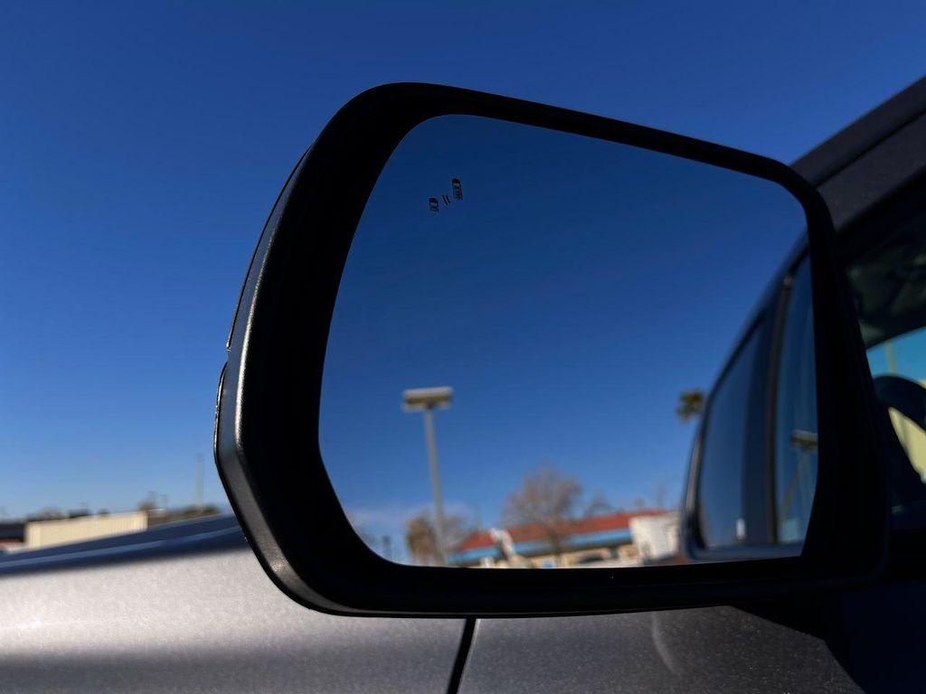 new 2025 Ford Ranger car, priced at $33,970