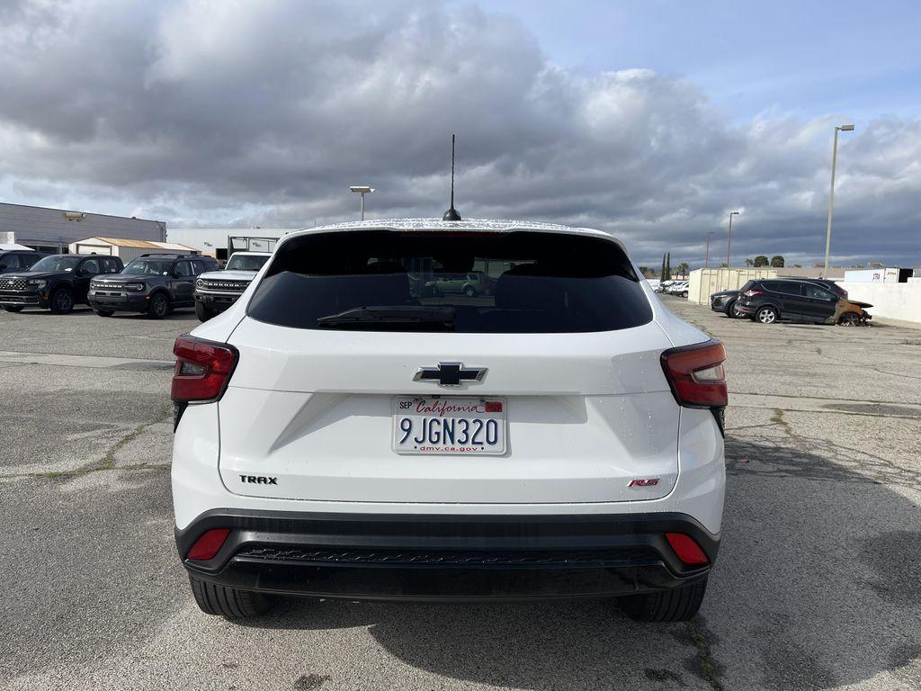 used 2024 Chevrolet Trax car, priced at $20,371