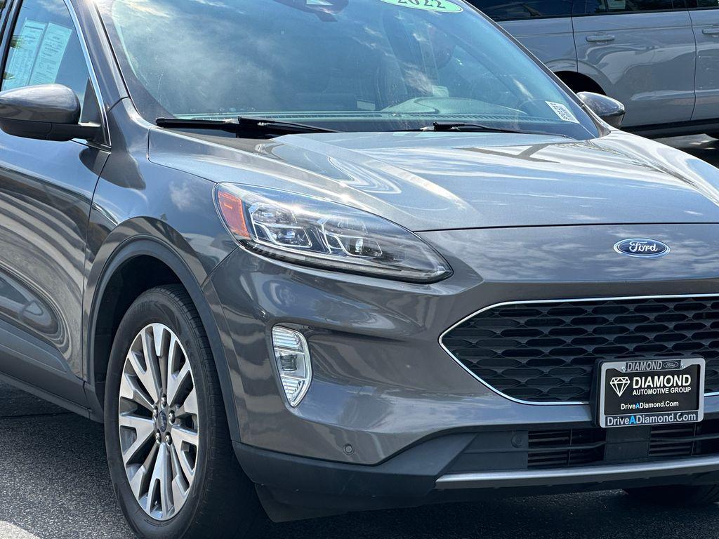used 2022 Ford Escape car, priced at $25,179