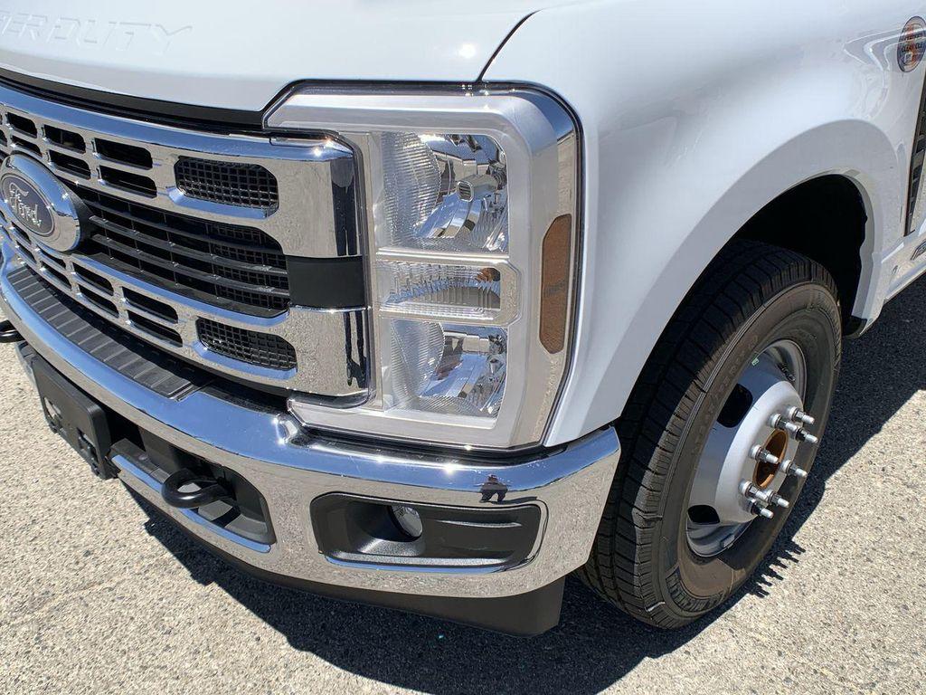 new 2025 Ford F-350 car, priced at $76,036
