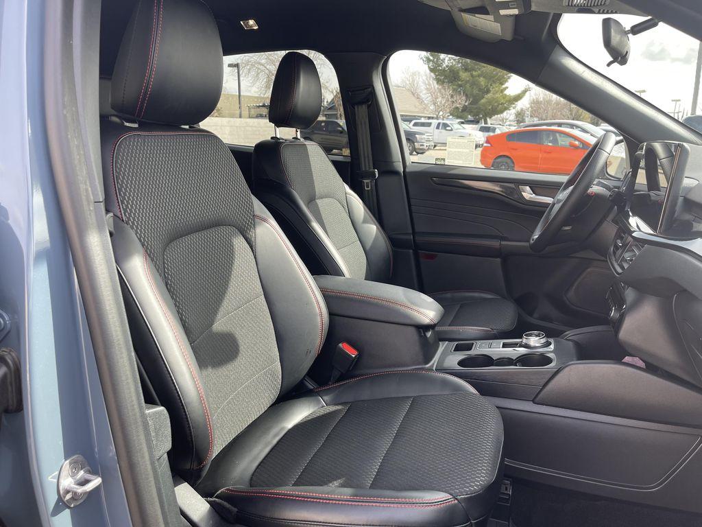 used 2025 Ford Escape car, priced at $24,814