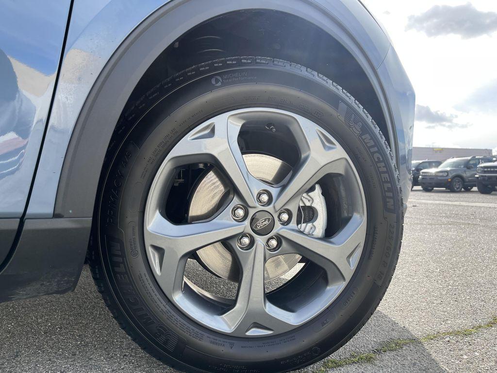 used 2025 Ford Escape car, priced at $24,814