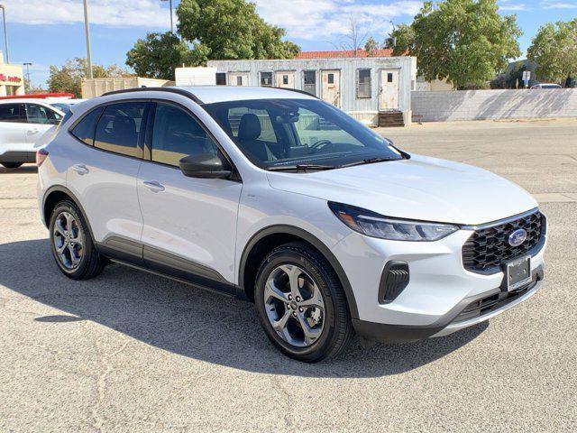 used 2025 Ford Escape car, priced at $25,999