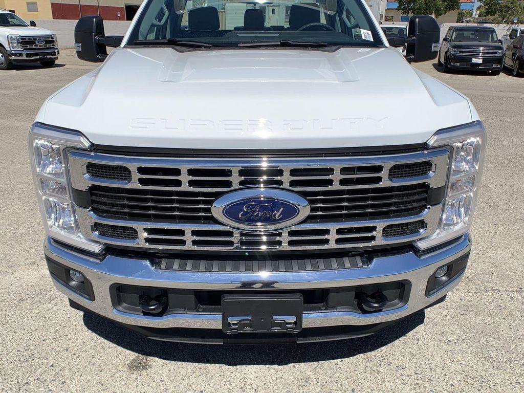 new 2025 Ford F-350 car, priced at $47,540