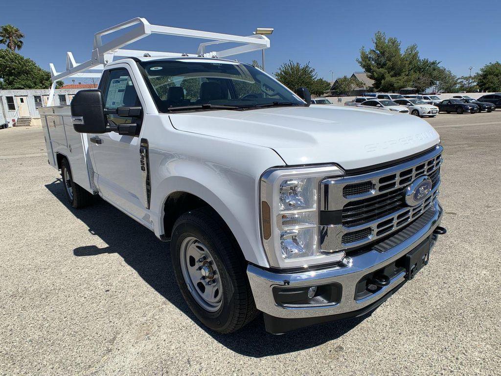 new 2025 Ford F-350 car, priced at $47,540