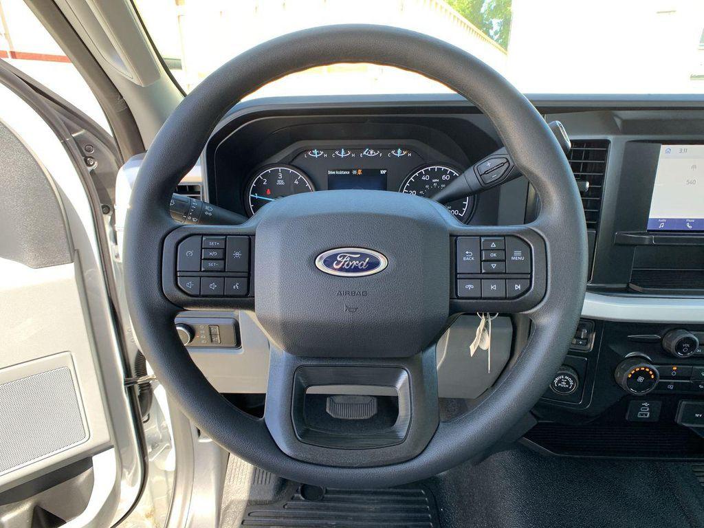 new 2025 Ford F-350 car, priced at $47,540