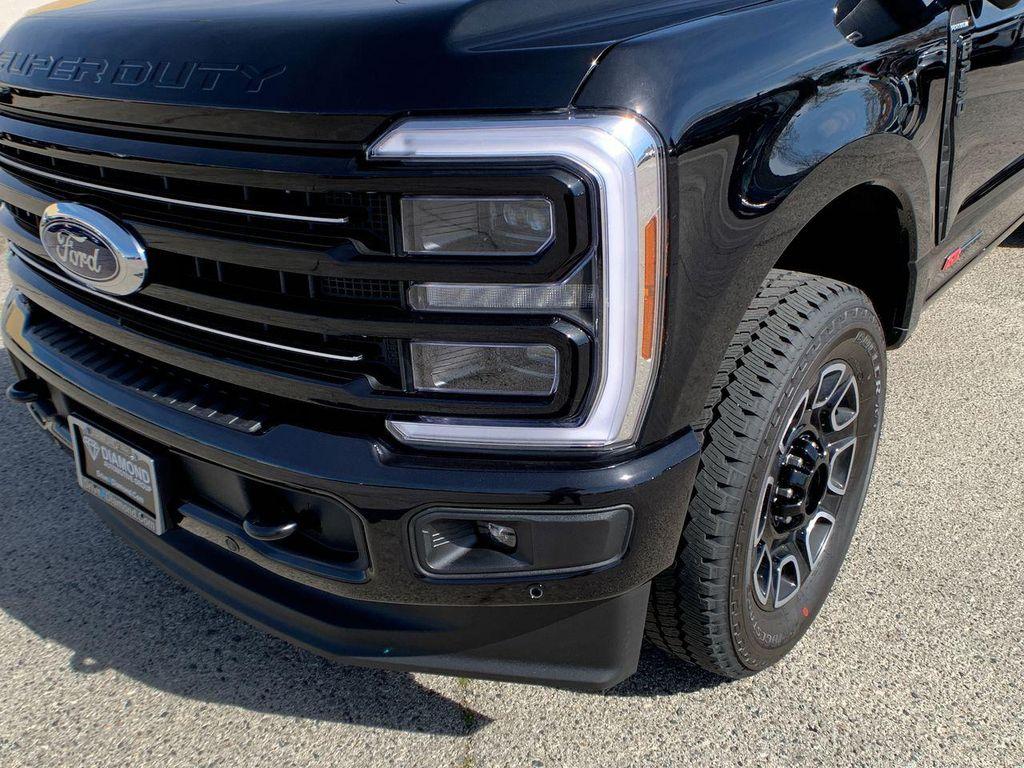 new 2025 Ford F-250 car, priced at $91,752