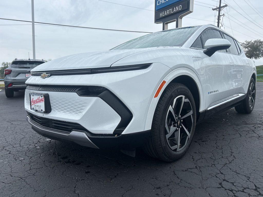 new 2025 Chevrolet Equinox EV car, priced at $36,900
