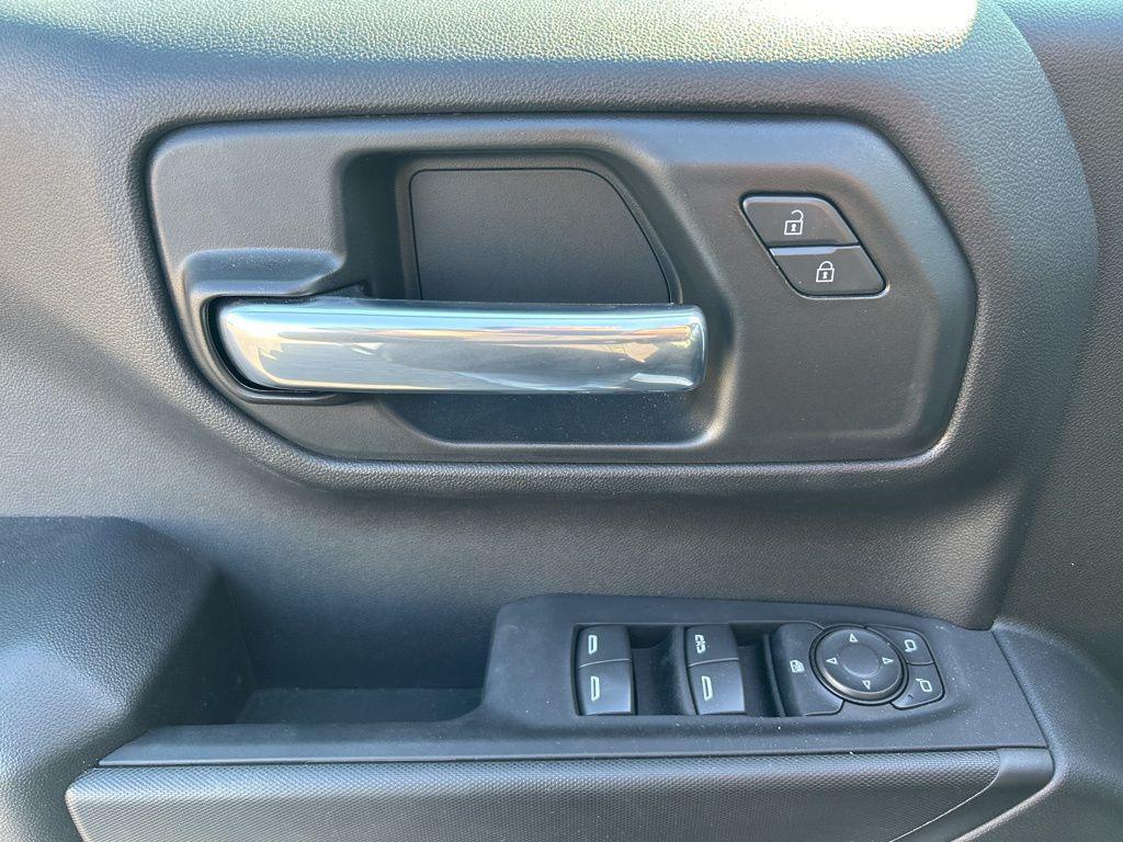 new 2026 Chevrolet Silverado 1500 car, priced at $50,115