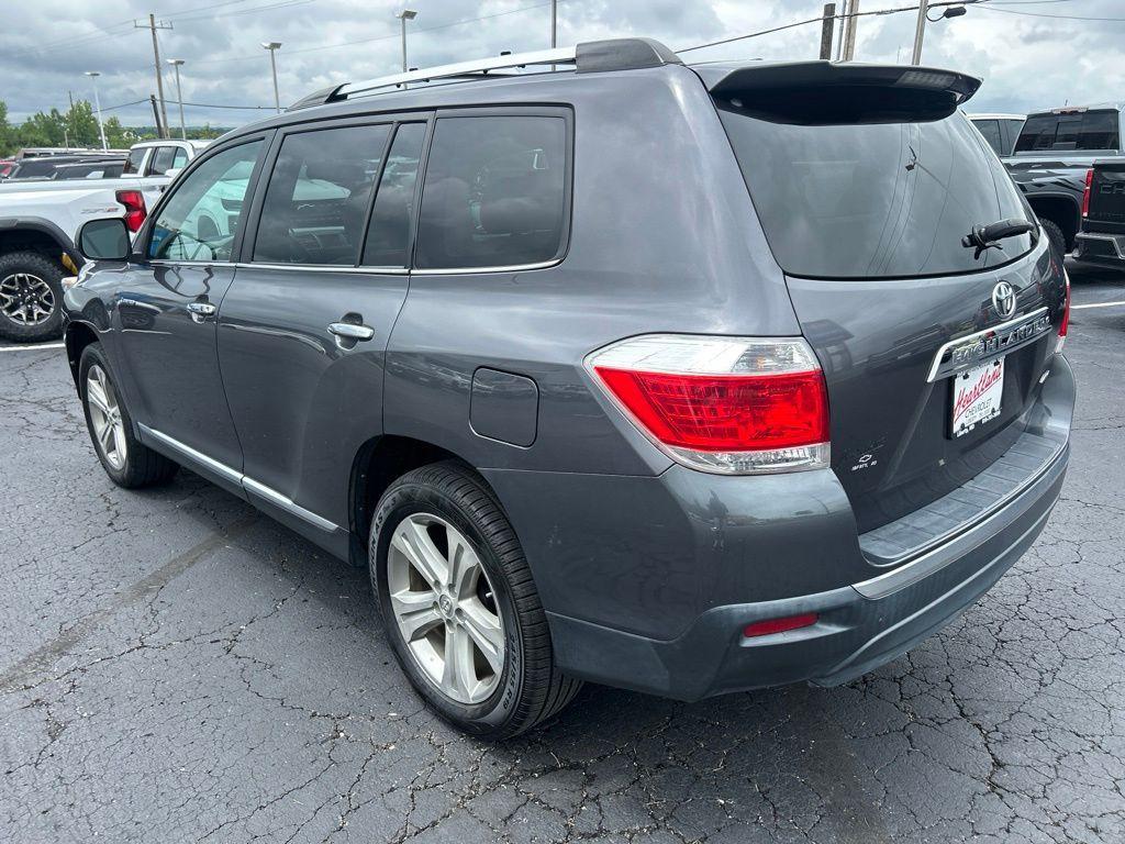 used 2012 Toyota Highlander car, priced at $12,492