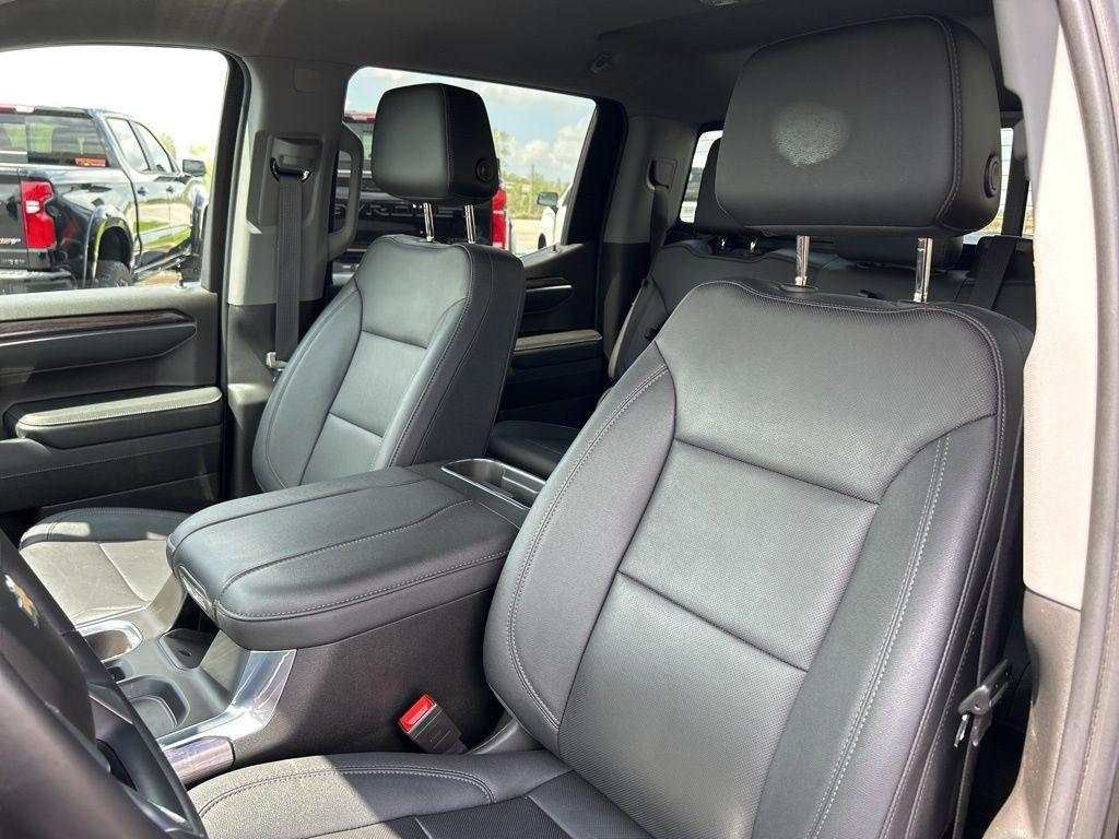 used 2023 Chevrolet Silverado 1500 car, priced at $40,993