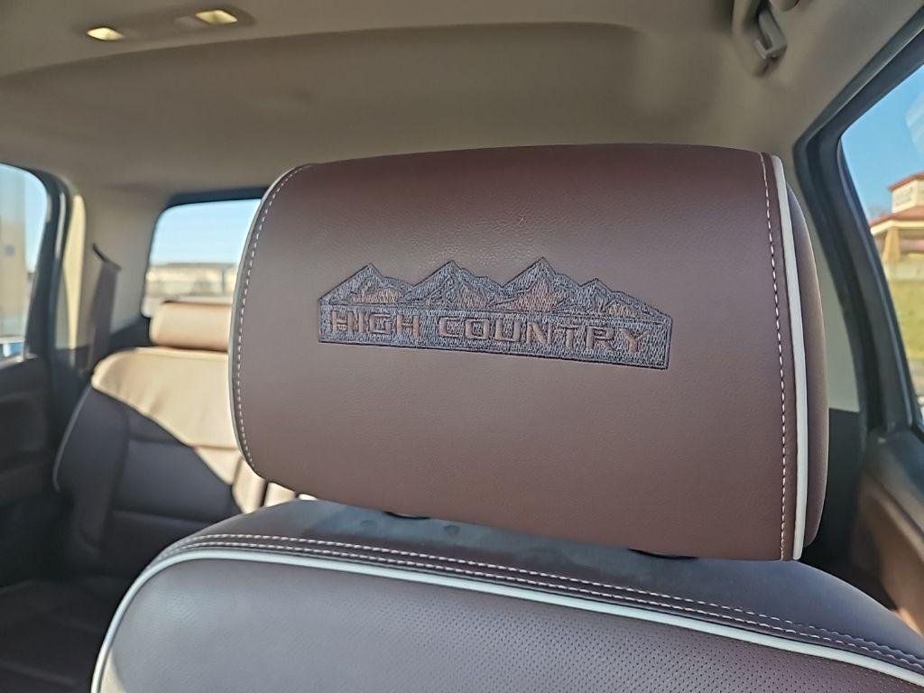 used 2015 Chevrolet Silverado 1500 car, priced at $26,187