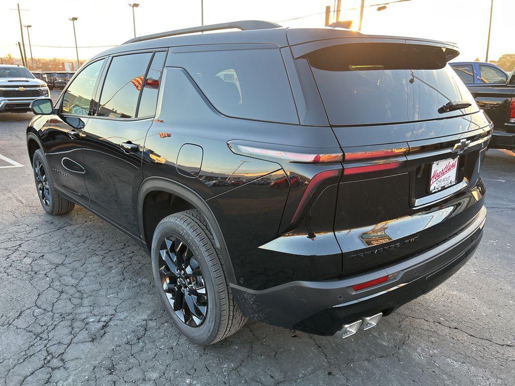 new 2026 Chevrolet Traverse car, priced at $50,640