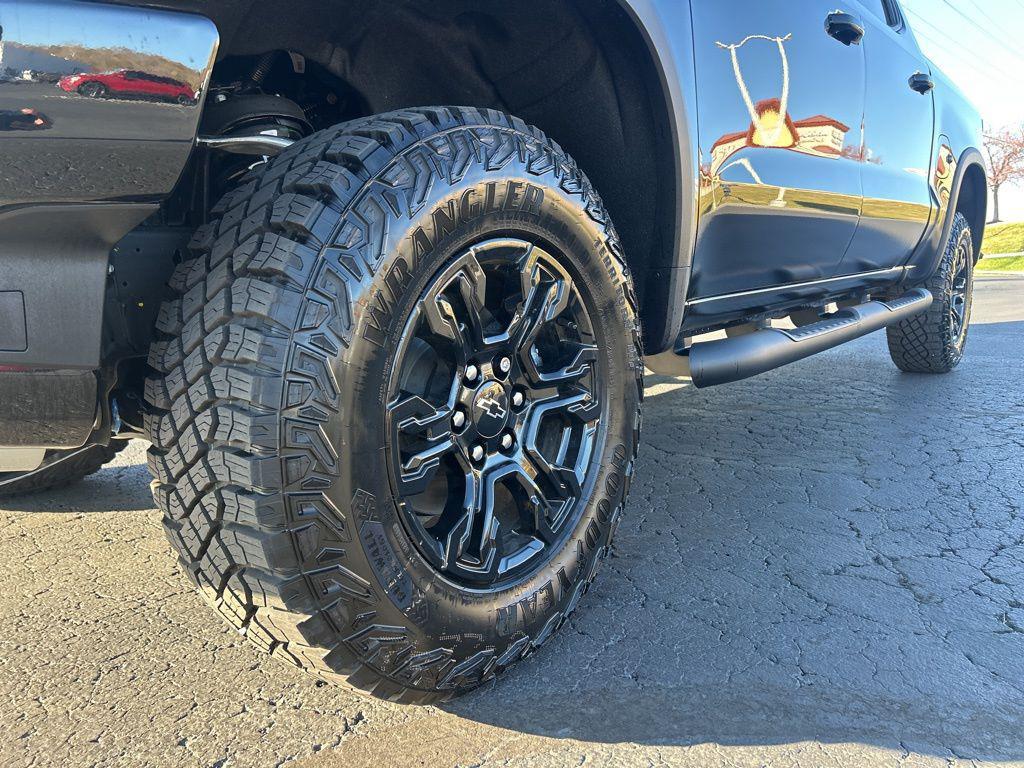 new 2026 Chevrolet Silverado 1500 car, priced at $69,260