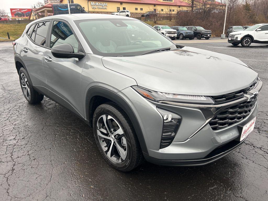 used 2024 Chevrolet Trax car, priced at $20,887