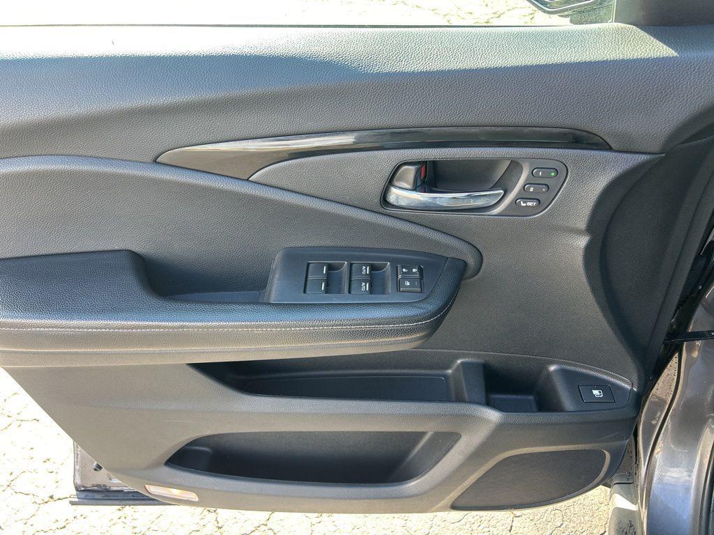 used 2019 Honda Ridgeline car, priced at $23,187