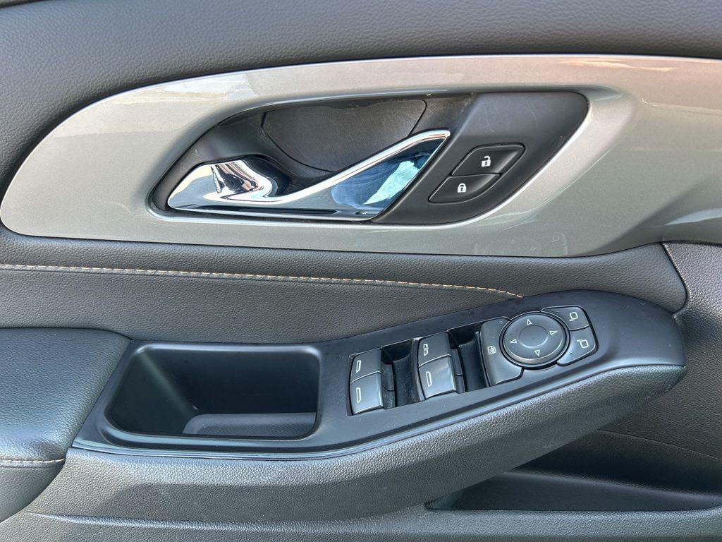 used 2019 Chevrolet Traverse car, priced at $15,487