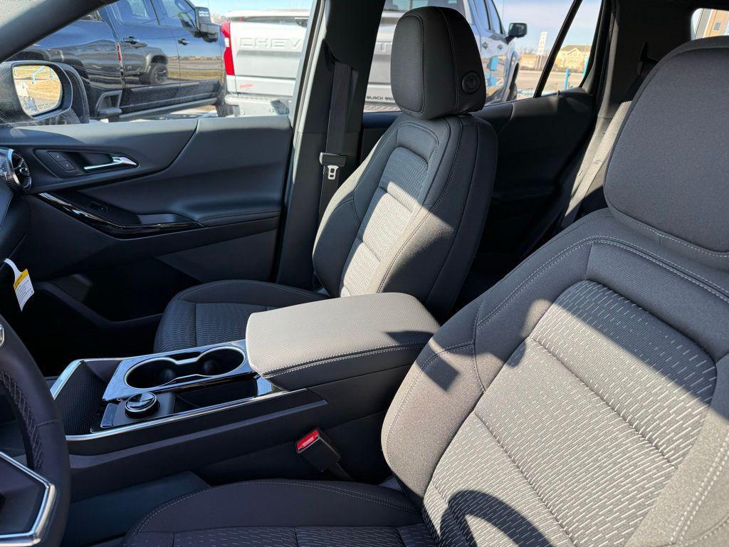 new 2026 Chevrolet Equinox car, priced at $25,745