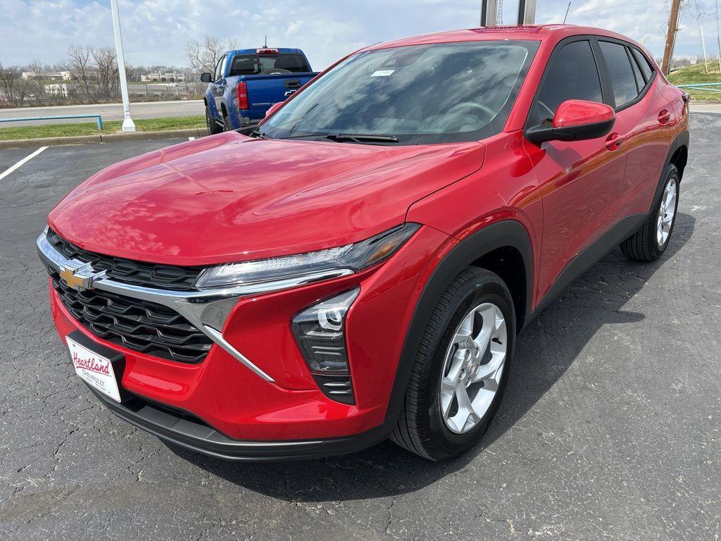new 2026 Chevrolet Trax car, priced at $23,255