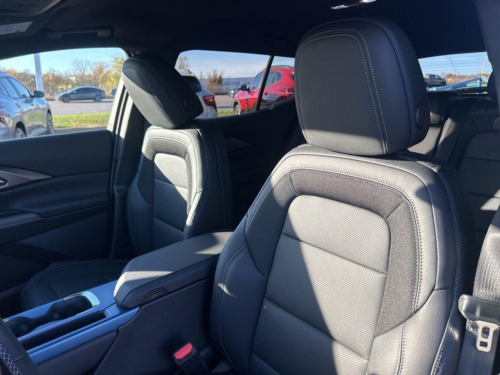 new 2026 Chevrolet Equinox EV car, priced at $44,415