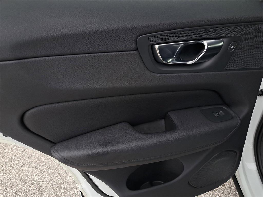 used 2021 Volvo XC60 car, priced at $19,595