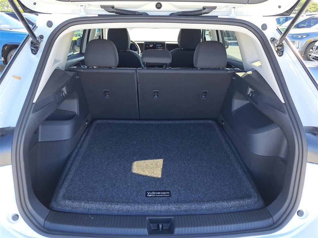 new 2025 Volkswagen Tiguan car, priced at $27,446