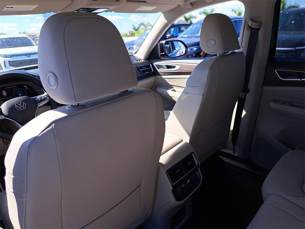 new 2026 Volkswagen Atlas car, priced at $51,911