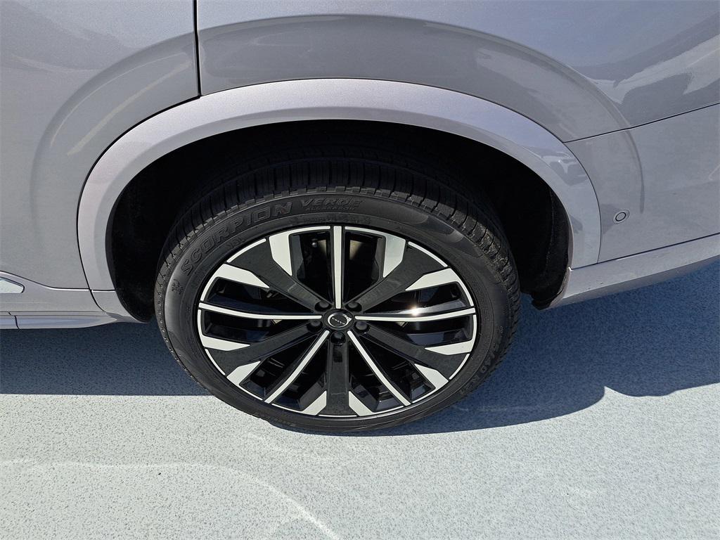 new 2026 Volvo XC90 car, priced at $65,914