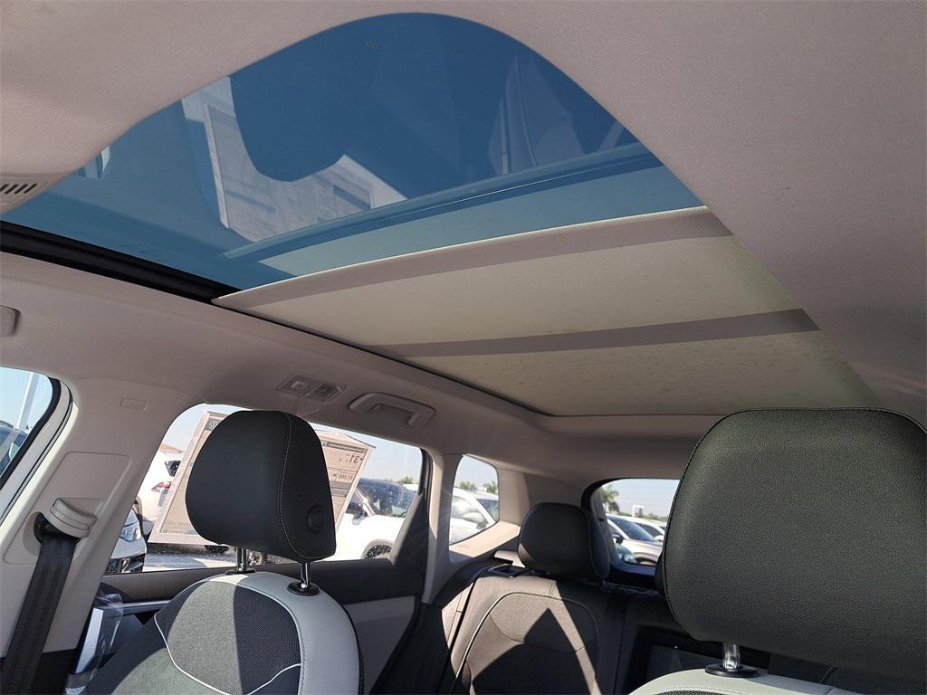 new 2026 Volkswagen Taos car, priced at $31,088