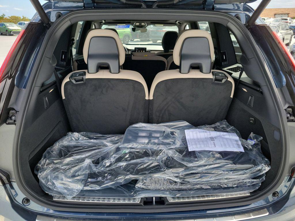 new 2026 Volvo XC90 car, priced at $65,263