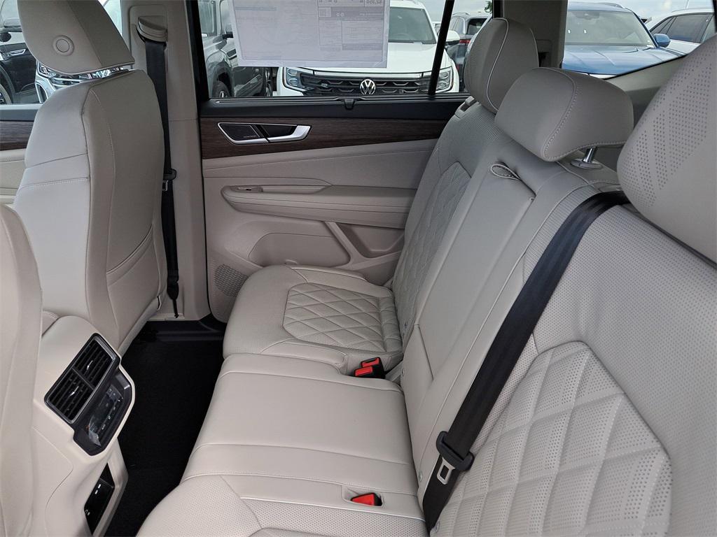 new 2026 Volkswagen Atlas car, priced at $51,720