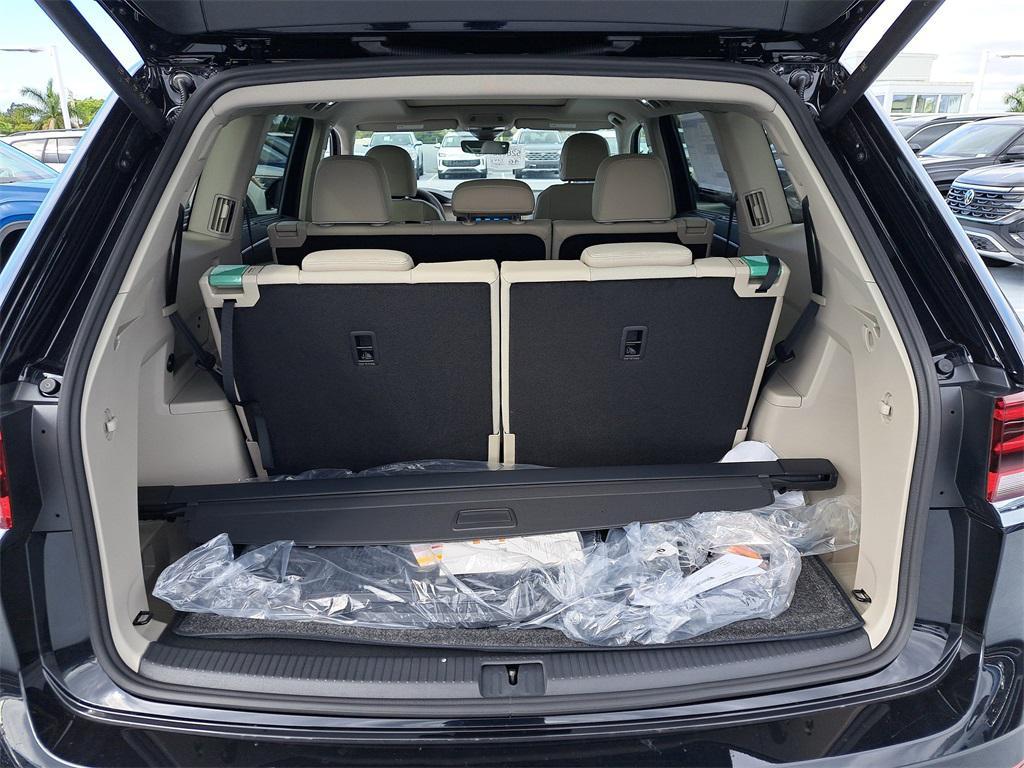 new 2026 Volkswagen Atlas car, priced at $51,720