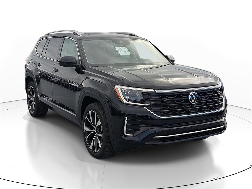 new 2026 Volkswagen Atlas car, priced at $51,720