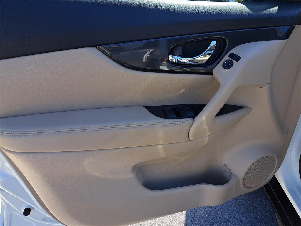 used 2018 Nissan Rogue car, priced at $14,995