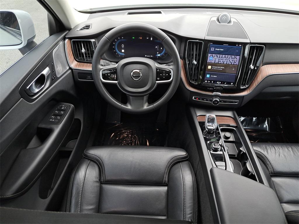 used 2023 Volvo XC60 car, priced at $35,995