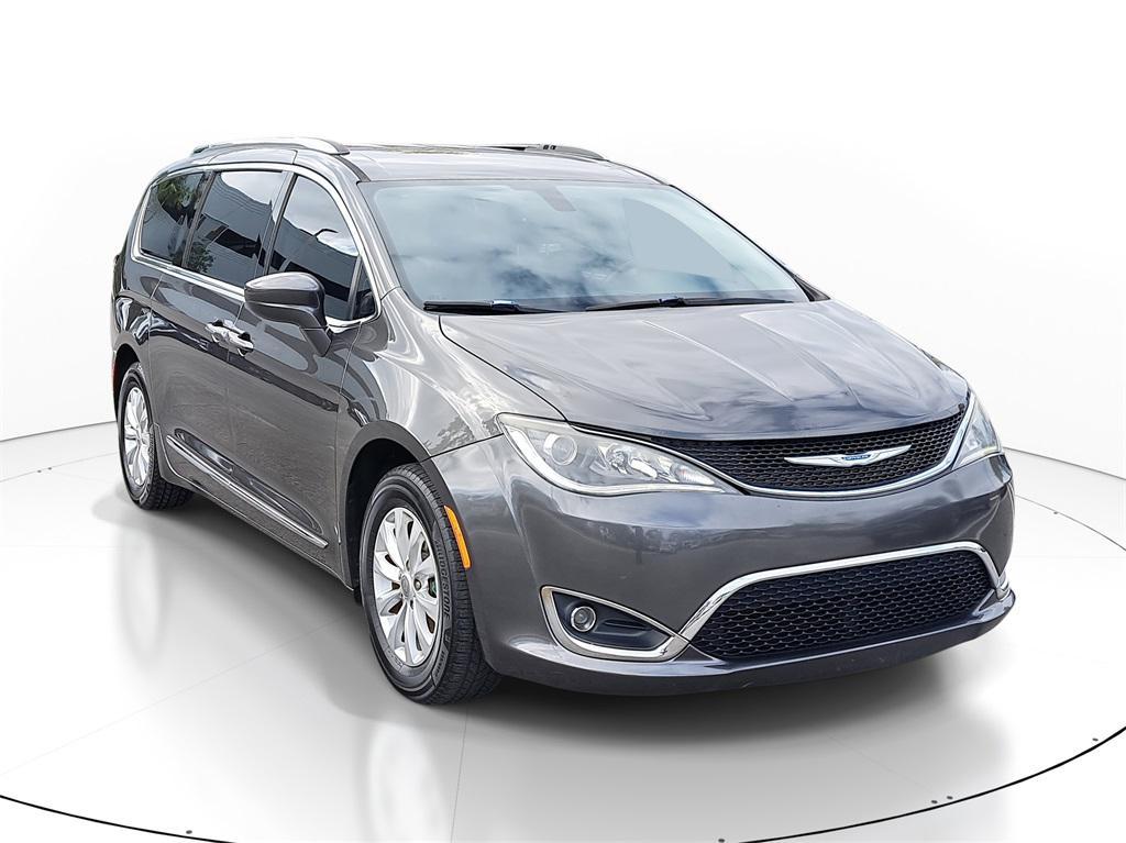 used 2019 Chrysler Pacifica car, priced at $16,895