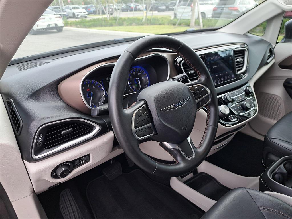 used 2019 Chrysler Pacifica car, priced at $16,895
